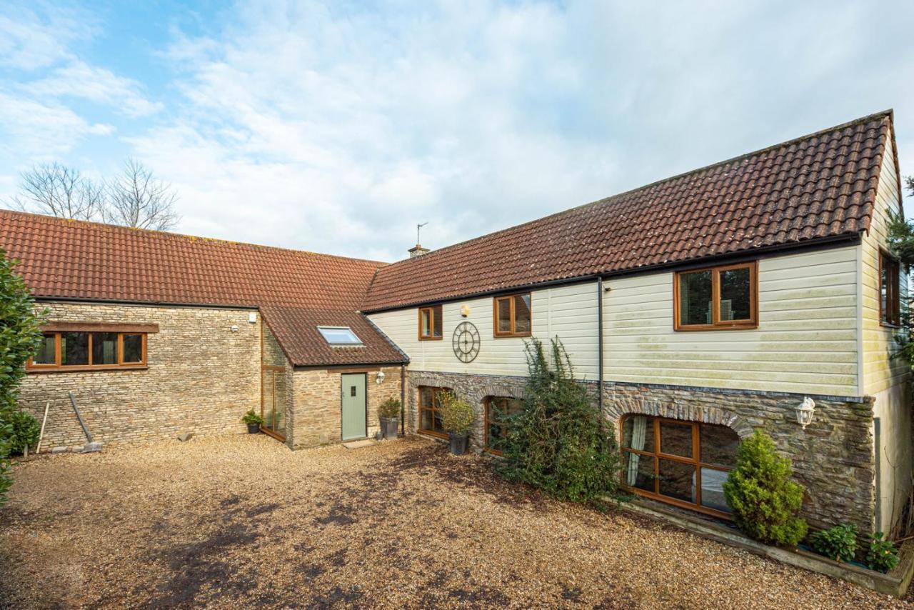 The West Barn Near Bath, Sleeps 24 And 2 Hot Tubs Villa Bristol Eksteriør billede