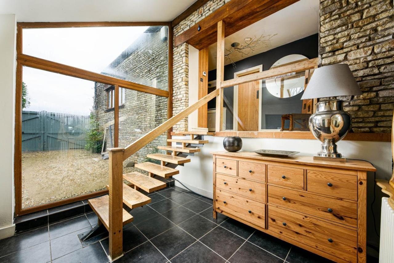 The West Barn Near Bath, Sleeps 24 And 2 Hot Tubs Villa Bristol Eksteriør billede