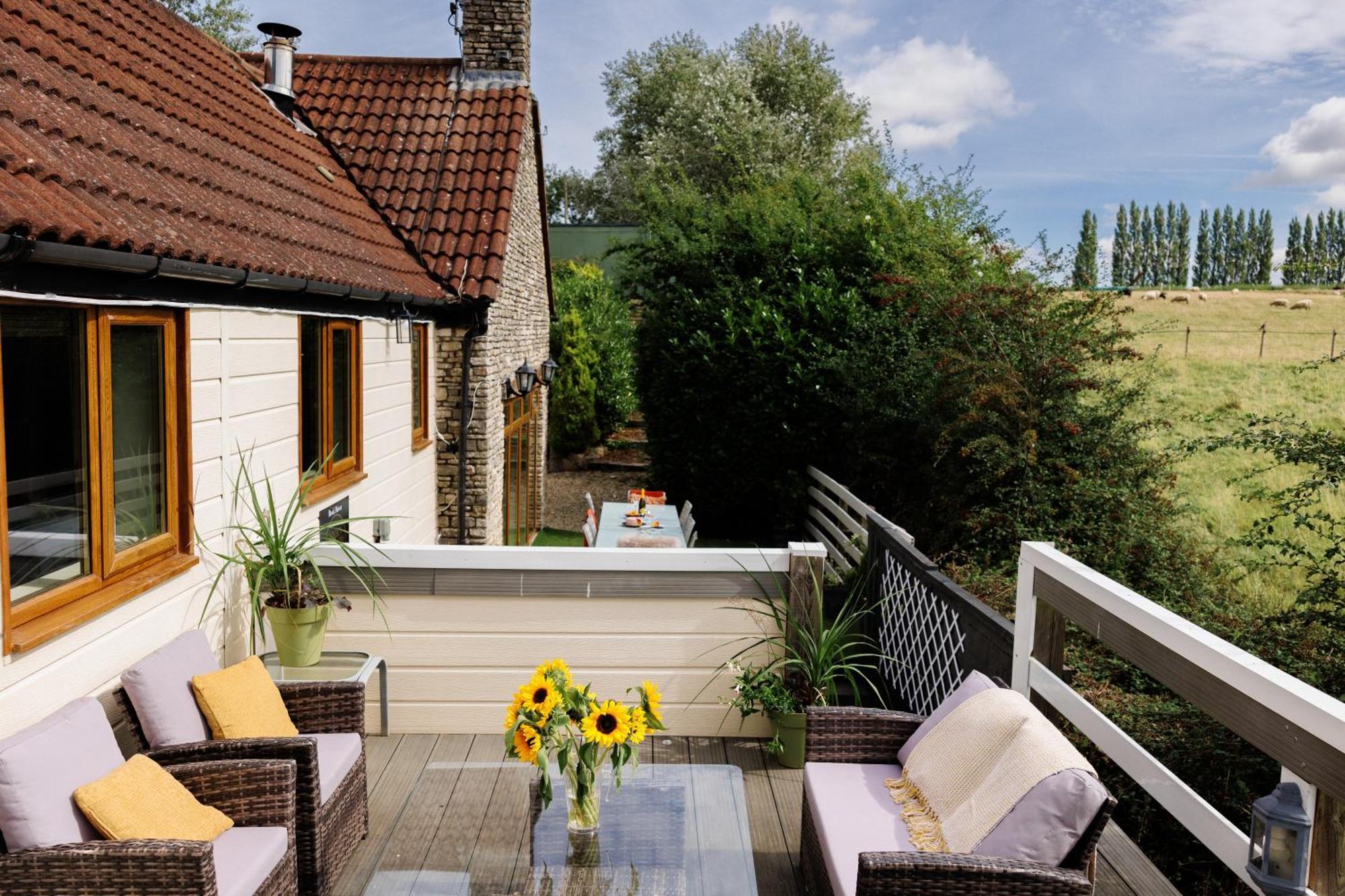 The West Barn Near Bath, Sleeps 24 And 2 Hot Tubs Villa Bristol Eksteriør billede