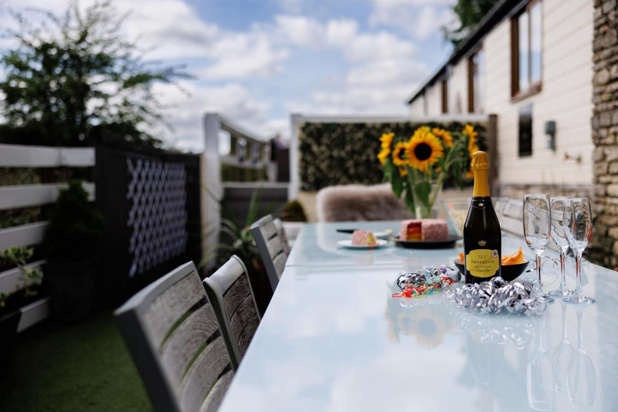 The West Barn Near Bath, Sleeps 24 And 2 Hot Tubs Villa Bristol Eksteriør billede