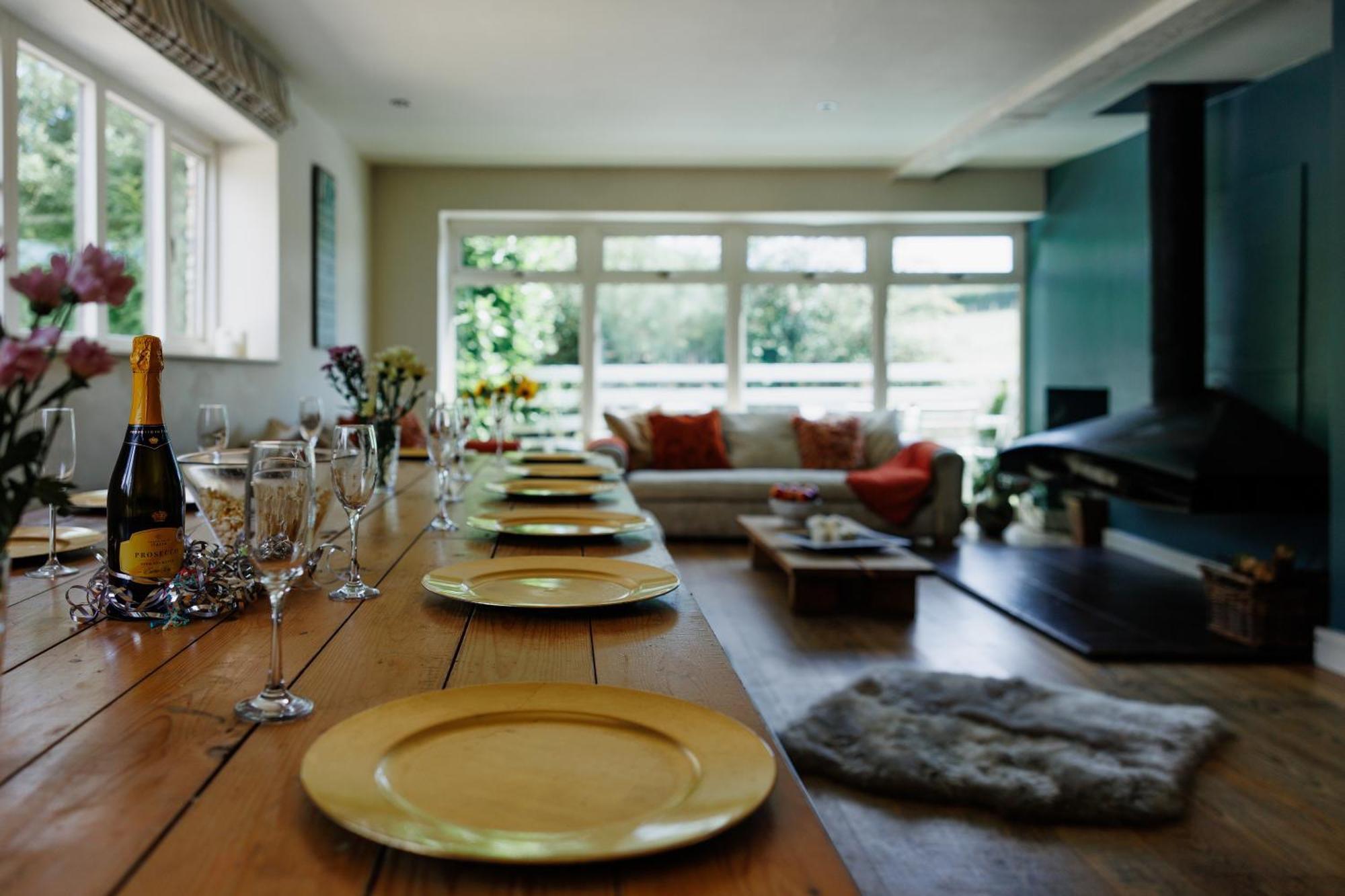 The West Barn Near Bath, Sleeps 24 And 2 Hot Tubs Villa Bristol Eksteriør billede