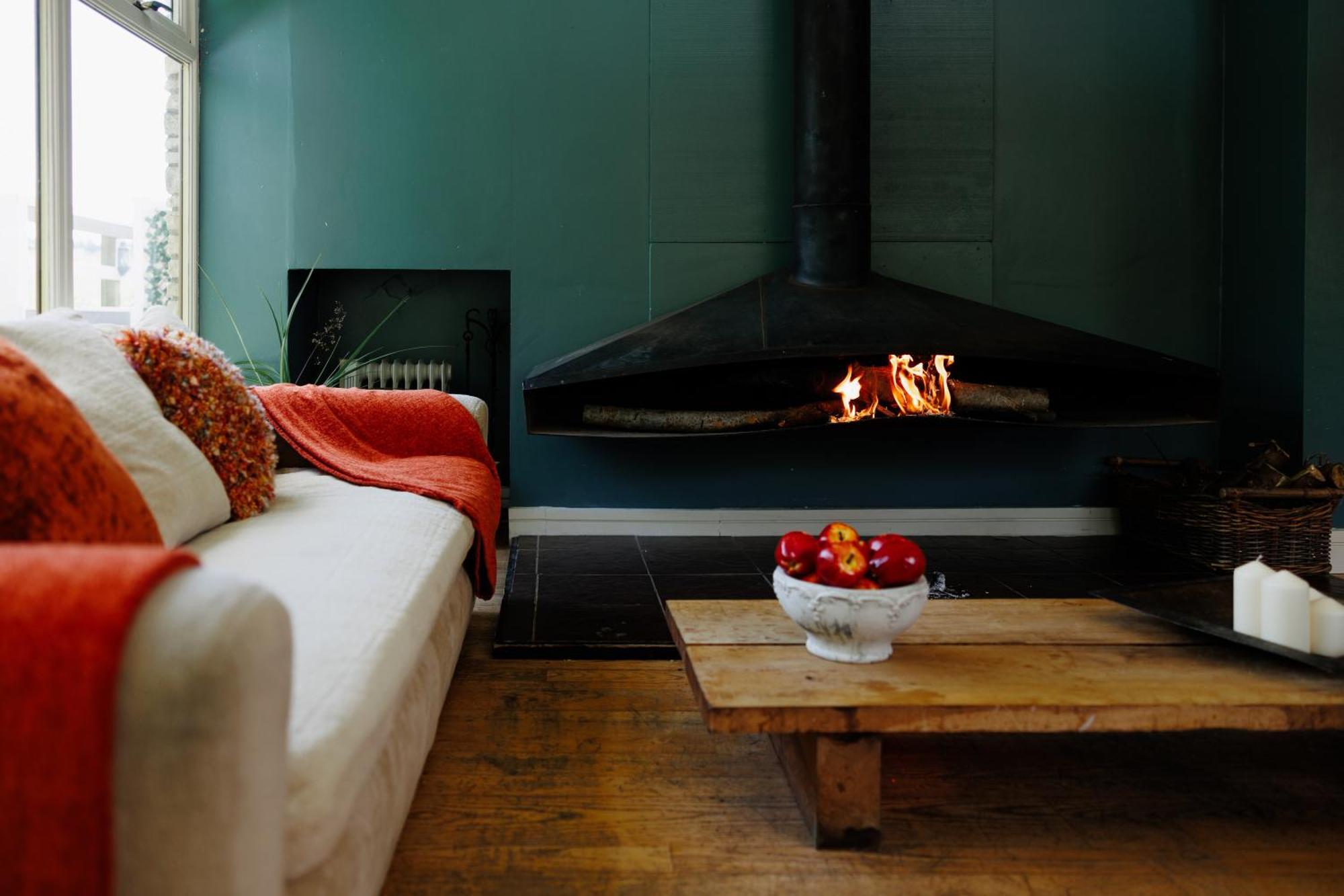 The West Barn Near Bath, Sleeps 24 And 2 Hot Tubs Villa Bristol Eksteriør billede